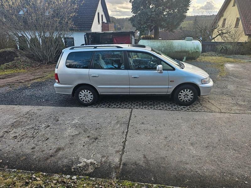 Gebraucht Honda Shuttle LS 150 PS (110 kW) 2000 Silber Van / Kleinbus