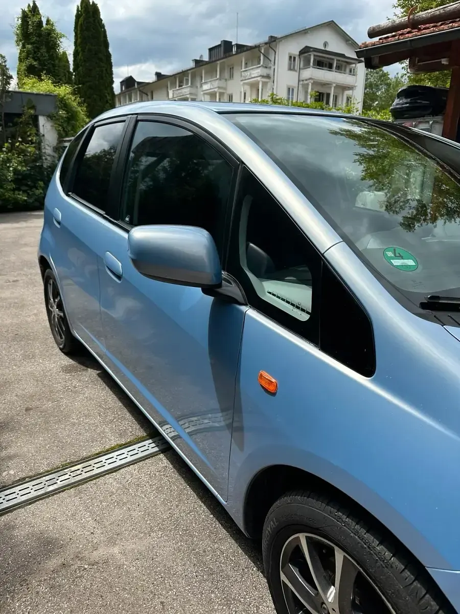 Gebraucht Honda Jazz 90 PS (66 kW) 2009 Blau Kleinwagen