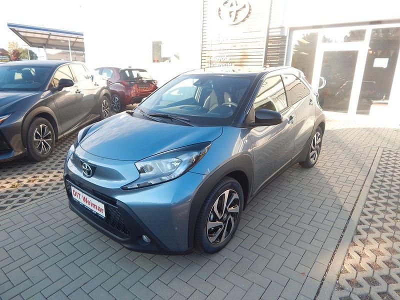Neu Toyota Aygo 72 PS (52 kW) 2025 Schwarz Kleinwagen