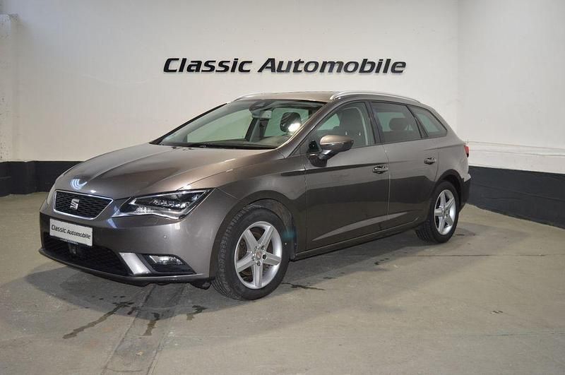 Second-hand Seat Leon ST Style 110 CP (80 kW) 2015 Gri Break