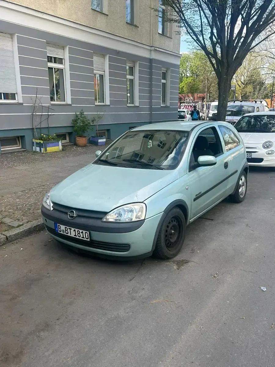 Second-hand Opel Corsa 75 CP (55 kW) 2001 Verde Hatchback
