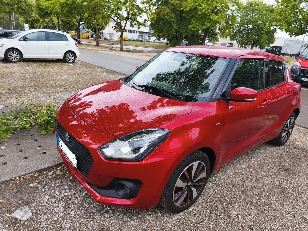 Gebraucht Suzuki Swift Comfort+ 111 PS (81 kW) 2017 Rot Kleinwagen