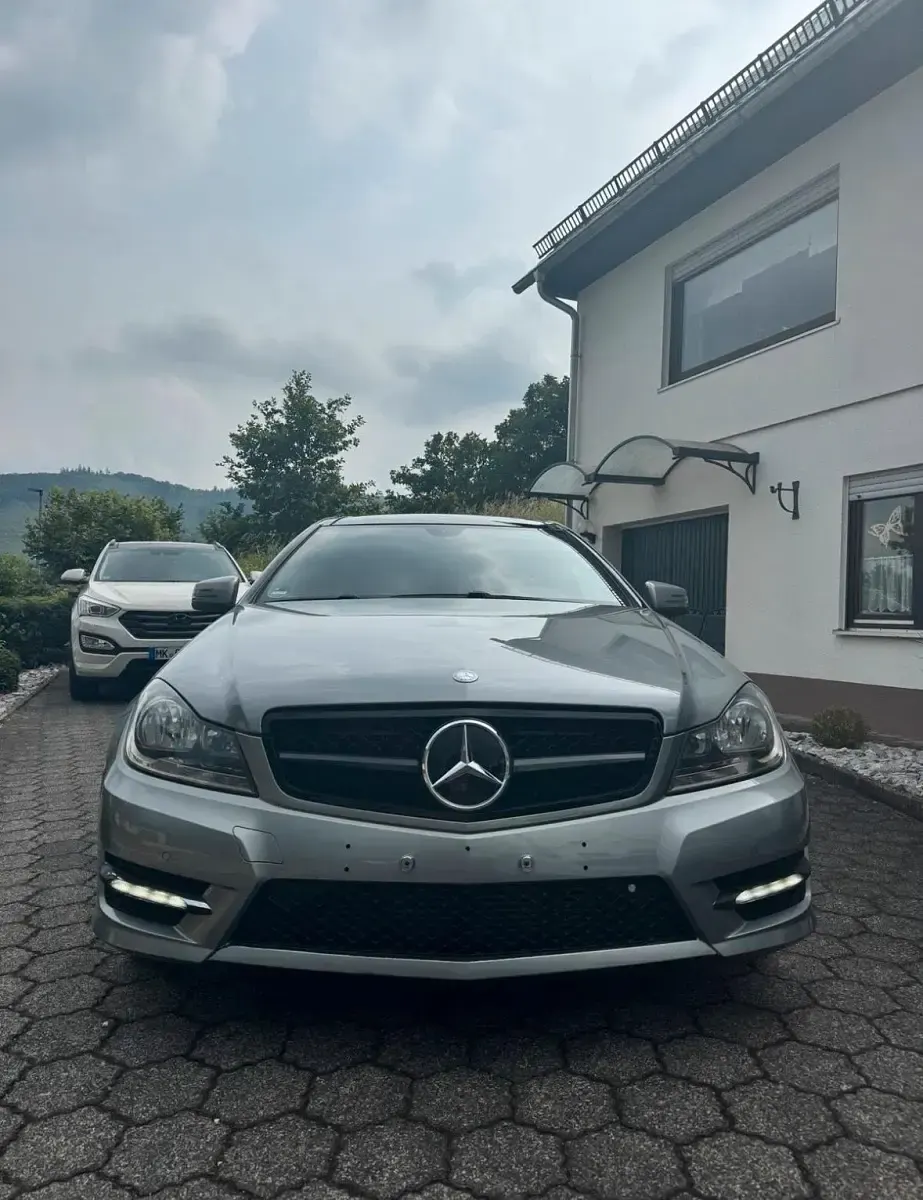 Gebraucht Mercedes 220 170 PS (125 kW) 2015 Coupé