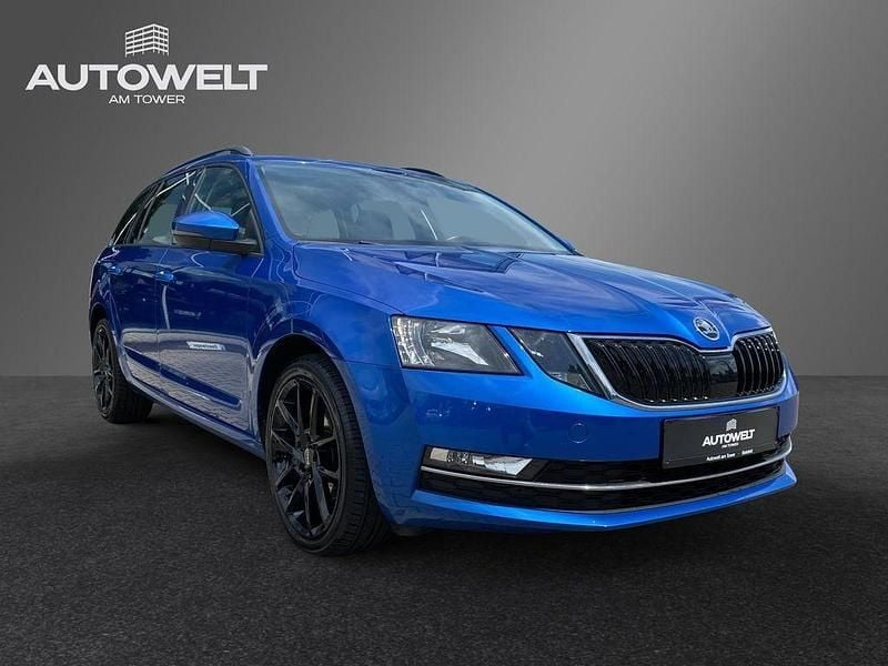 Blau Gebraucht 2018 Skoda Octavia Style Kombi | 16.390 € (Fairer Preis) - Bild 1/4