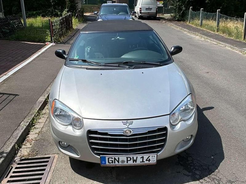 Silber Gebraucht 2005 Chrysler Sebring Cabriolet Limited Cabrio | 4.250 € (Fairer Preis) - Bild 1/4