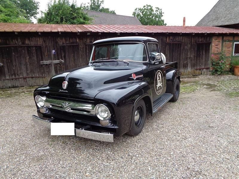 Schwarz Gebraucht 1956 Ford F100 SUV | 39.900 € - Bild 1/4