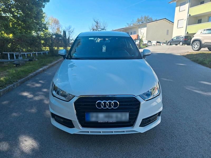 Second-hand Audi A1 116 CP (85 kW) 2016 Alb Hatchback
