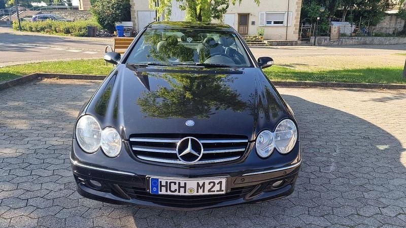 Schwarz Gebraucht 2008 Mercedes CLK200 Avantgarde Coupé | 5.990 € (Fairer Preis) - Bild 1/4