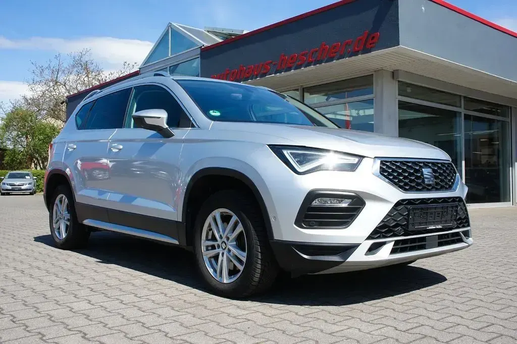 Gebraucht Seat Ateca 4Drive 150 PS (110 kW) 2022 Silber SUV