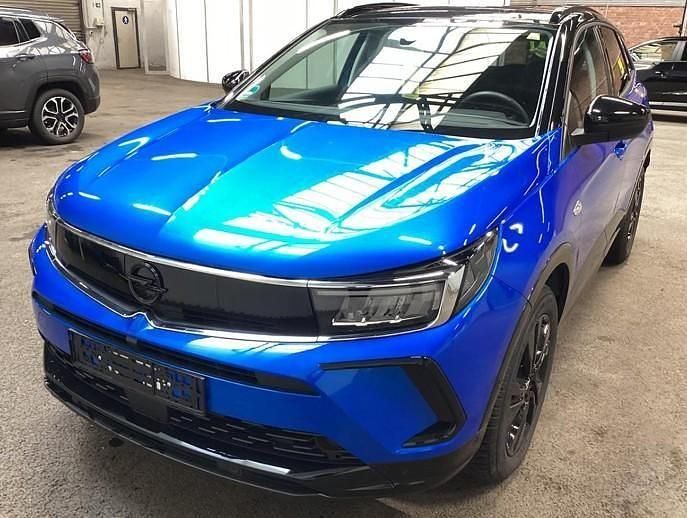 Blau/metallic lackierung drei Gebraucht 2023 Opel Grandland X GS Line SUV | 21.885 € (Superpreis) - Bild 1/4