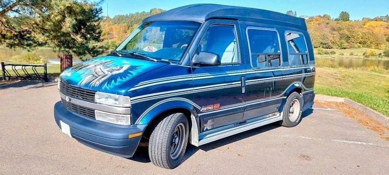 Blau Gebraucht 1993 Chevrolet Astro Van / Kleinbus | 7.750 € - Bild 1/4
