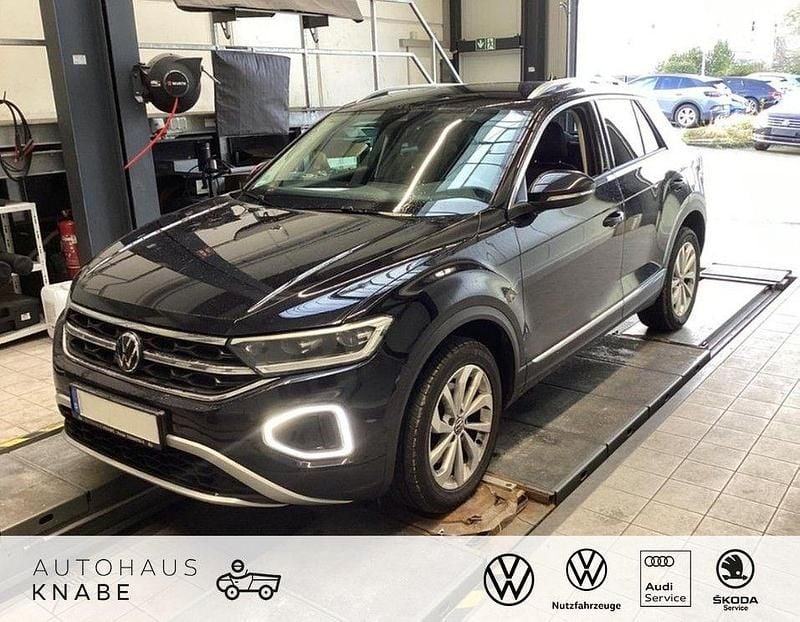 Gebraucht VW T-Roc Style 150 PS (110 kW) 2023 Außenfarbe: SUV
