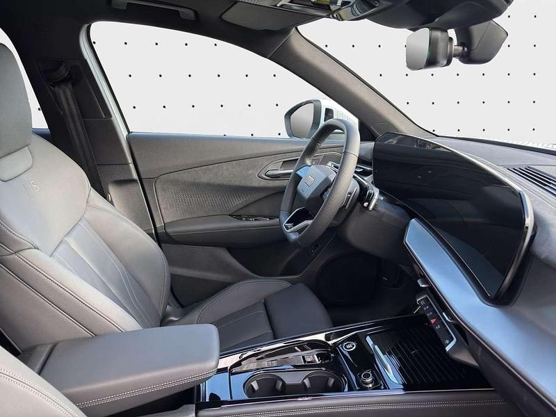 Neu Audi Q3 Sport 150 PS (110 kW) 2025 2y gletscherweiß metallic SUV