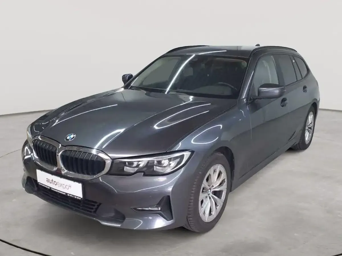 Gebraucht BMW 318 Advantage 150 PS (110 kW) 2022 Grau Kombi
