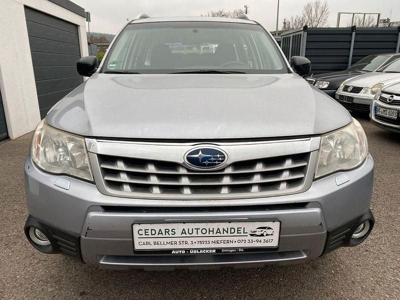 Gebraucht Subaru Forester Active 150 PS (110 kW) 2013 Silber SUV
