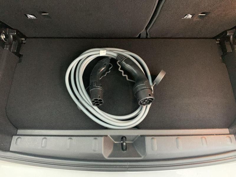 Gebraucht Mini Cooper SE 135 kW (184 PS) 2022 Silber Kleinwagen