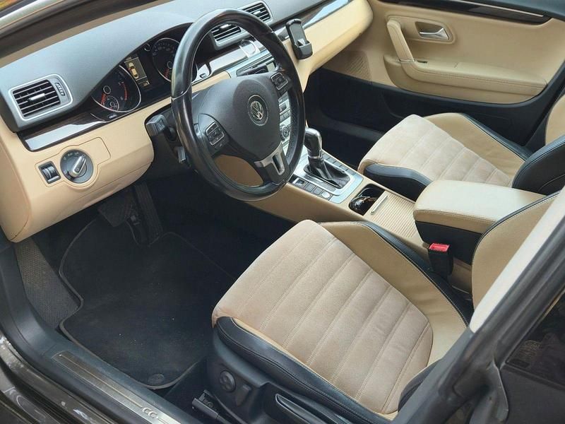 Gebraucht VW CC 140 PS (102 kW) 2012 Braun Limousine