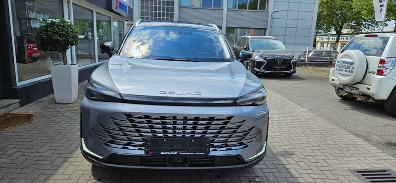 Gray/black Neu 2025 Baic X75 SUV | 34.700 € (Fairer Preis) - Bild 1/4