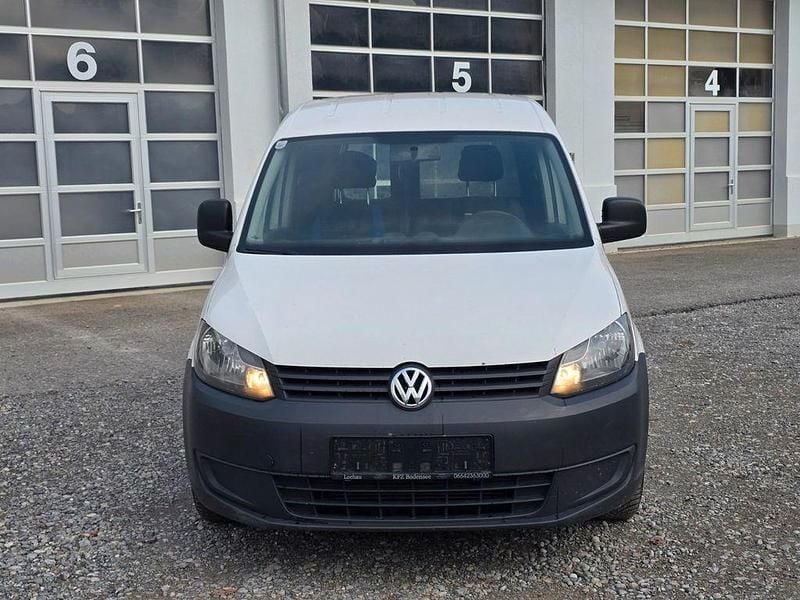 Gebraucht VW Caddy 75 PS (55 kW) 2012 Weiß Van / Kleinbus