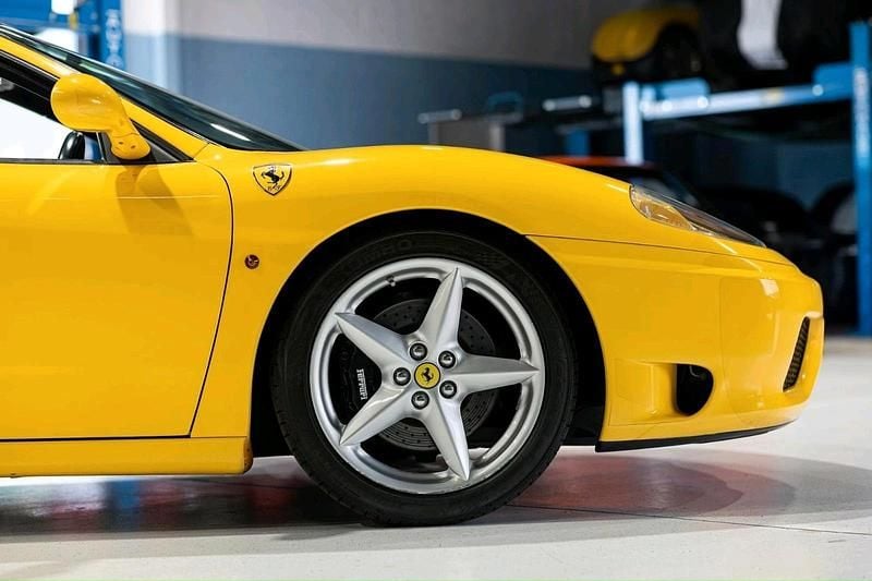 Gebraucht Ferrari 360 400 PS (294 kW) 1999 Gelb Coupé