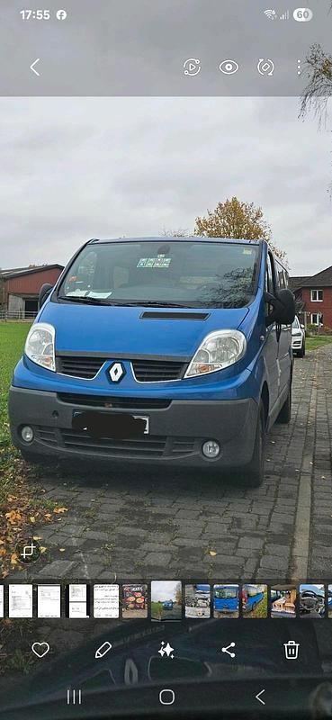 Blau Gebraucht 2010 Renault Trafic Van | 3.700 € - Bild 1/4