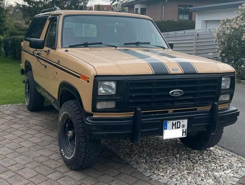 Beige Gebraucht 1984 Ford Bronco SUV | 29.995 € - Bild 1/4