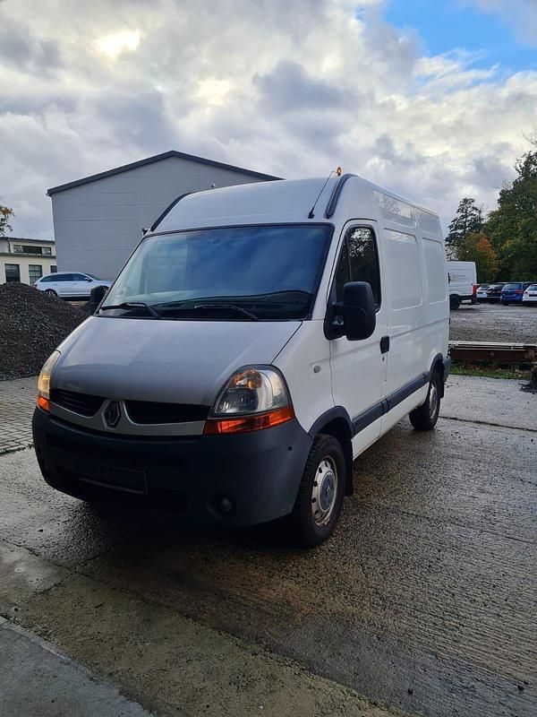 Weiß Gebraucht 2008 Renault Master Van / Kleinbus | 4.800 € (Fairer Preis) - Bild 1/4
