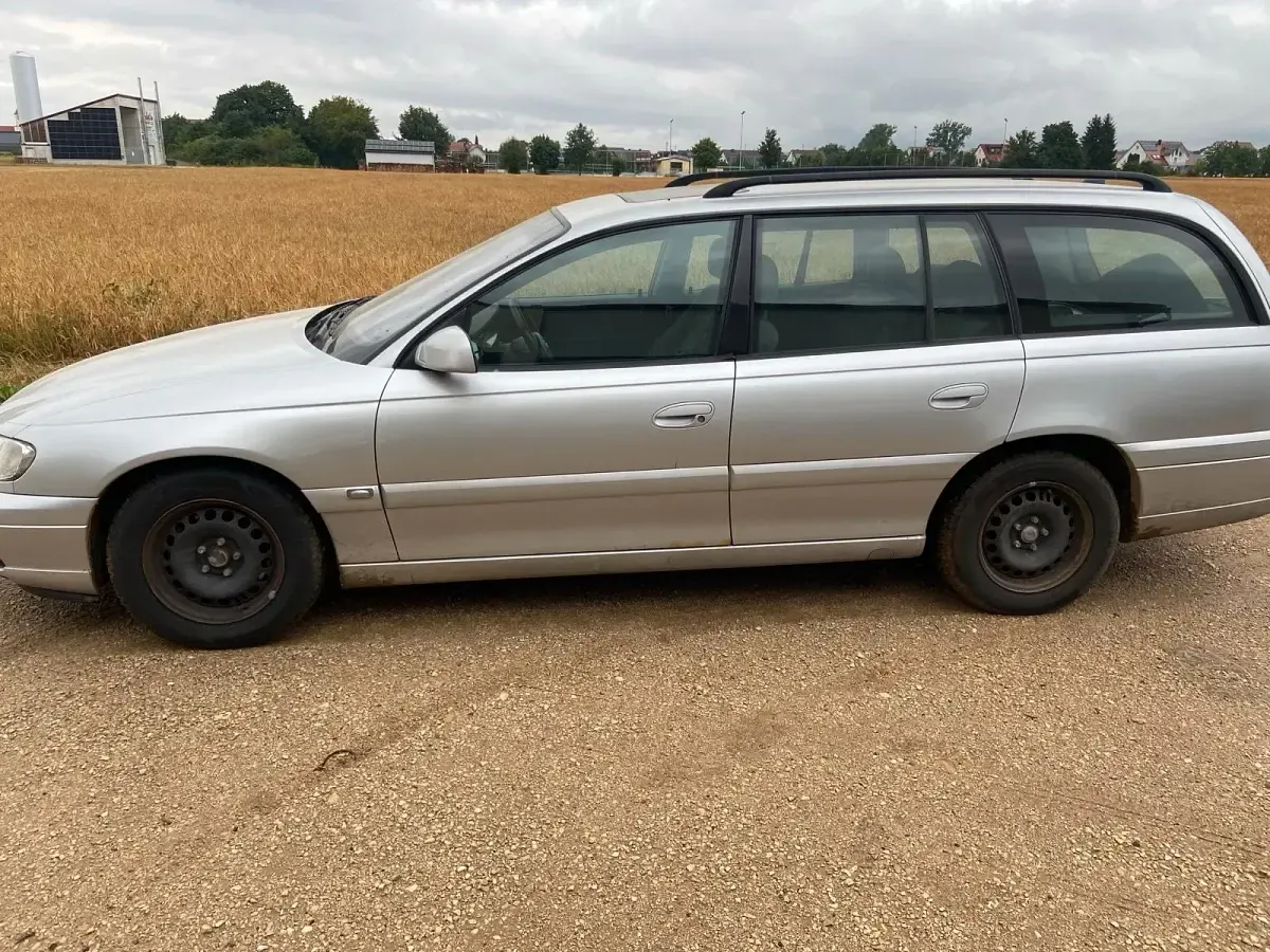 Gebraucht Opel Omega 150 PS (110 kW) 2004 Silber Kombi
