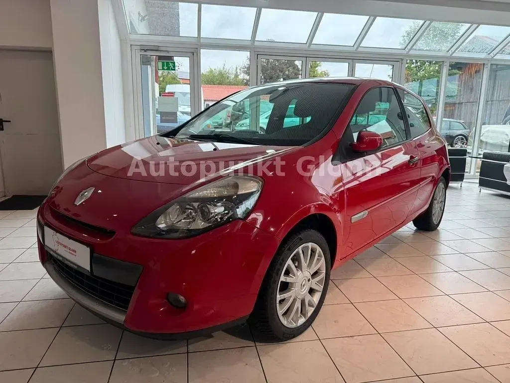 Gebraucht Renault Clio Dynamique 75 PS (55 kW) 2009 Rot Kleinwagen