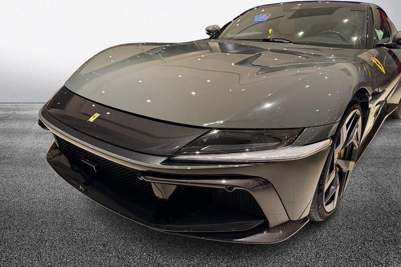 Neu Ferrari 12 Cilindri 829 PS (609 kW) 2026 Grau