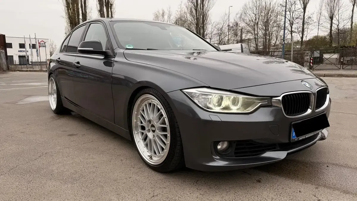 Gebraucht BMW 335 400 PS (294 kW) 2013 Grau Limousine