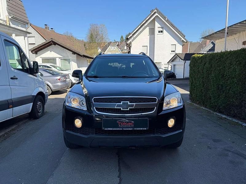 Gebraucht Chevrolet Captiva LS 136 PS (100 kW) 2009 Karbonschw graphitschw midnigh SUV