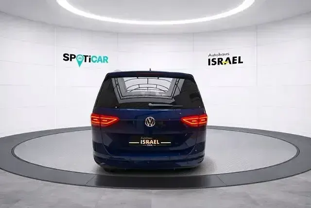 Gebraucht VW Touran Highline 150 PS (110 kW) 2018 Blau Van / Kleinbus