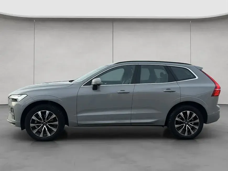 Gebraucht Volvo XC60 Core 250 PS (183 kW) 2024 Grau SUV