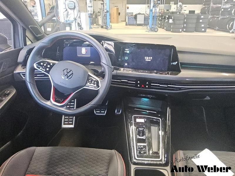 Gebraucht VW Golf VIII 300 PS (220 kW) 2024 Grau Limousine