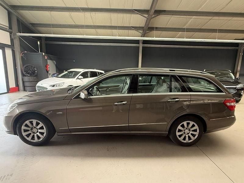 Usata Mercedes E250 204 CV (150 kW) 2010 Grigio Station wagon