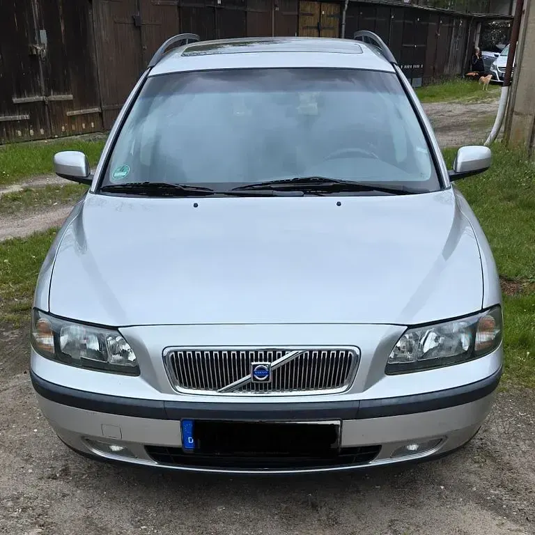 Gebraucht Volvo V70 140 PS (102 kW) 2004 Silber Kombi