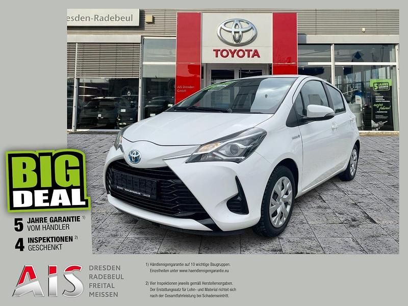 Schneeweiß Gebraucht 2020 Toyota Yaris Hybrid Business Edition Kleinwagen | 15.590 € (Fairer Preis) - Bild 1/3