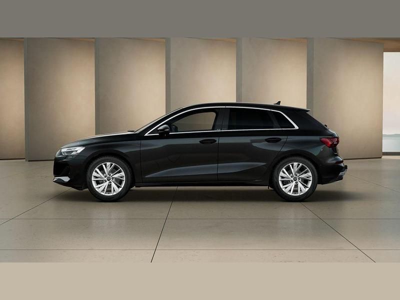 Second-hand Audi A3 Advanced Plus 150 CP (110 kW) 2025 Negru Berlinǎ