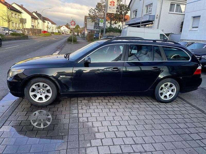 Gebraucht BMW 525 192 PS (141 kW) 2005 Schwarz Kombi
