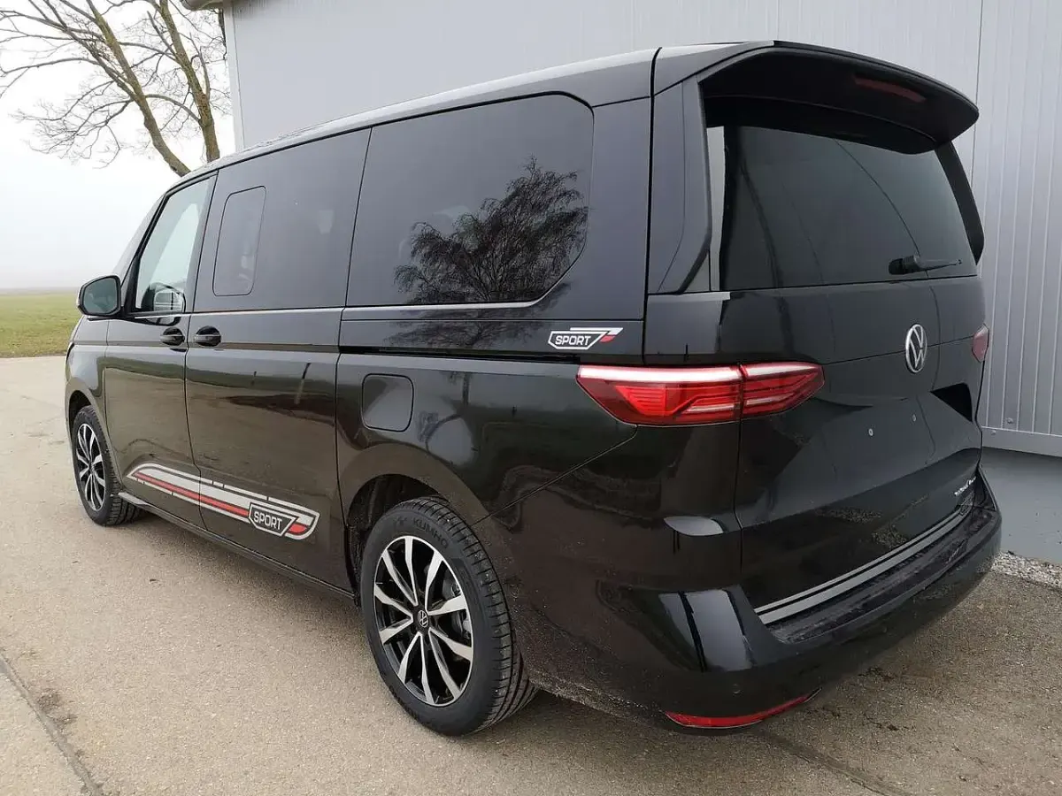 Neu VW Multivan Comfortline 245 PS (180 kW) 2026 Deep black perleffekt Van / Kleinbus