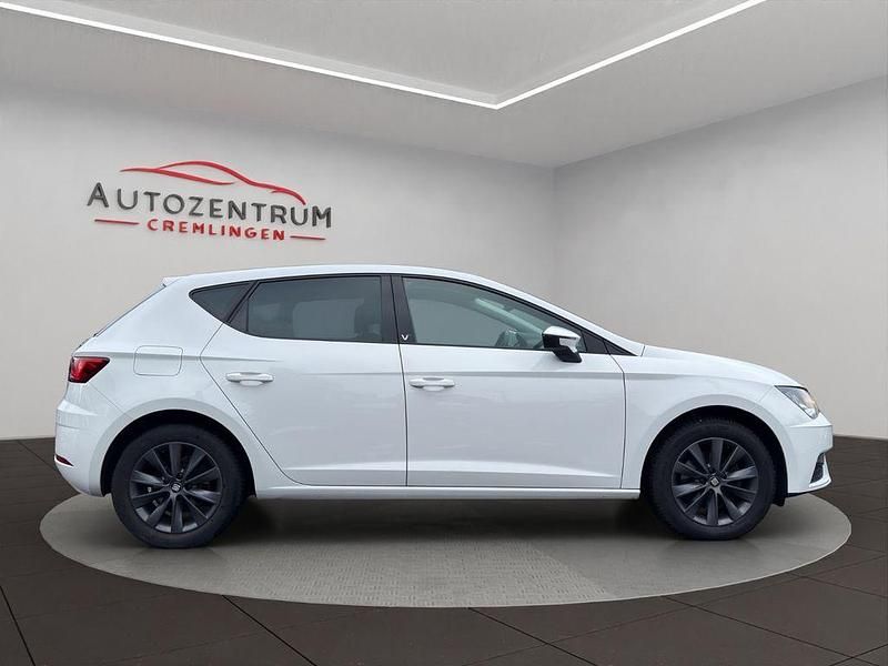 Gebraucht Seat Leon Style 131 PS (96 kW) 2019 Weiß Limousine