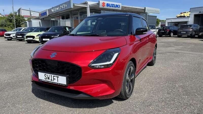 Rot Neu 2025 Suzuki Swift Comfort+ Kleinwagen | 22.990 € - Bild 1/4