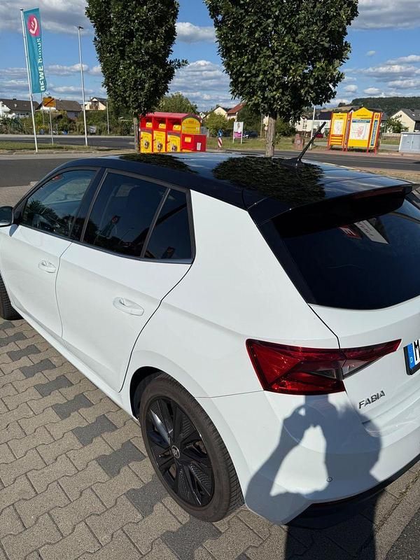 Gebraucht Skoda Fabia Style 150 PS (110 kW) 2022 Weiß Kleinwagen