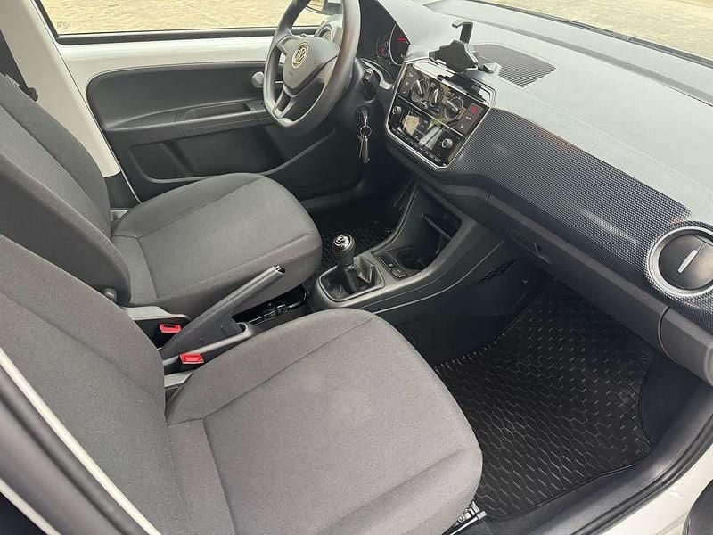 Gebraucht VW up! Basis 65 PS (47 kW) 2021 Pure white Kleinwagen