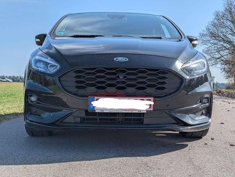 Gebraucht Ford S-MAX ST-Line 150 PS (110 kW) 2019 Schwarz Van / Kleinbus