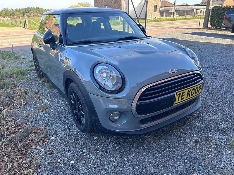 Grau Gebraucht 2017 Mini Cooper Kleinwagen | 11.900 € (Superpreis) - Bild 1/4