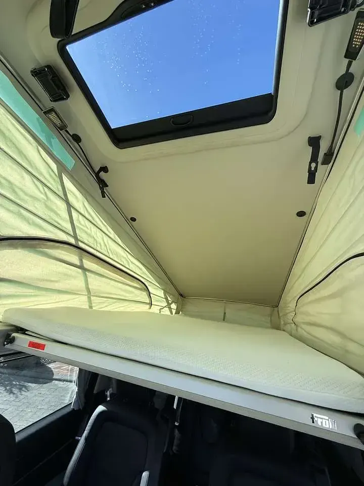 Gebraucht Mercedes V300 Marco Polo 237 PS (174 kW) 2021 Grau Van / Kleinbus