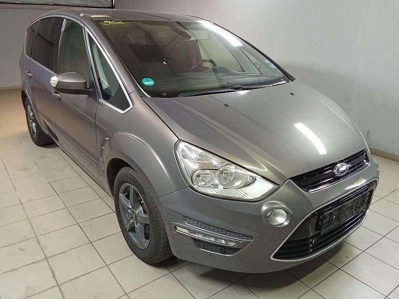 Gebraucht Ford S-MAX Titanium 160 PS (117 kW) 2014 Brisbane braun (met.) Van / Kleinbus