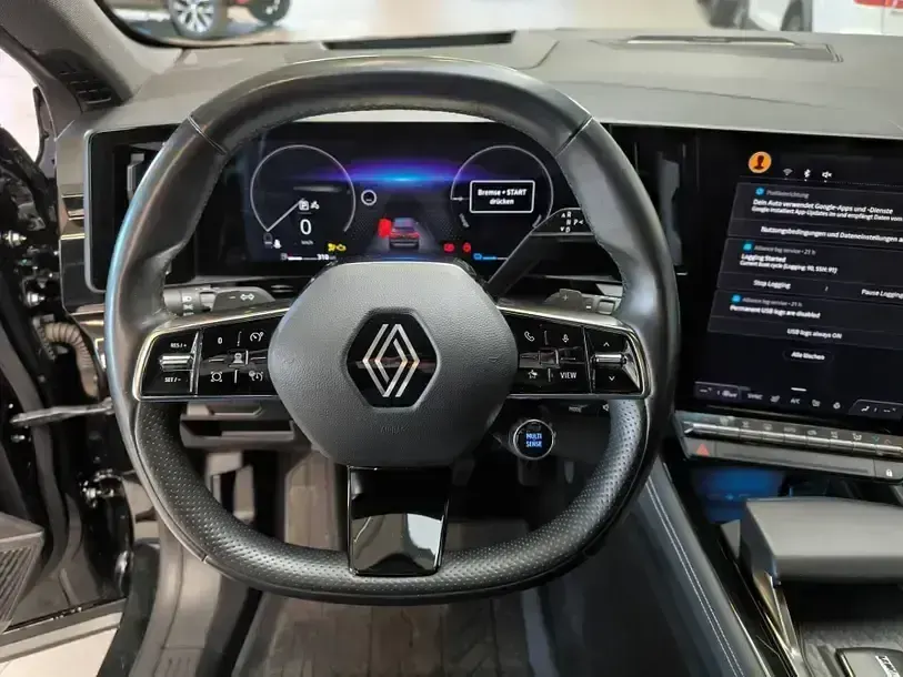 Gebraucht Renault Austral Iconic 131 PS (96 kW) 2023 Schwarz SUV